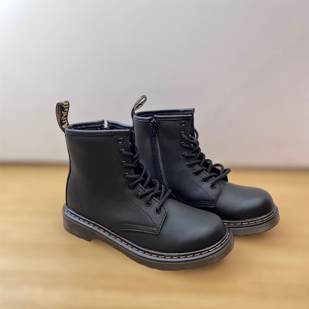 Dr. Martens 1460 (Junior)